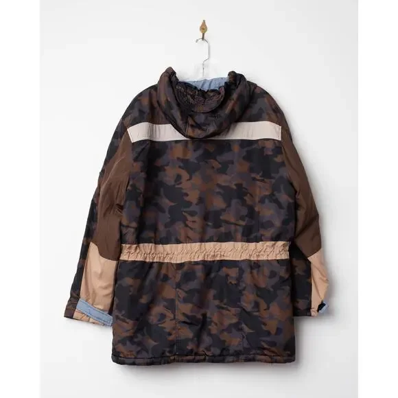 Munthe Navigate Coat in Camouflage